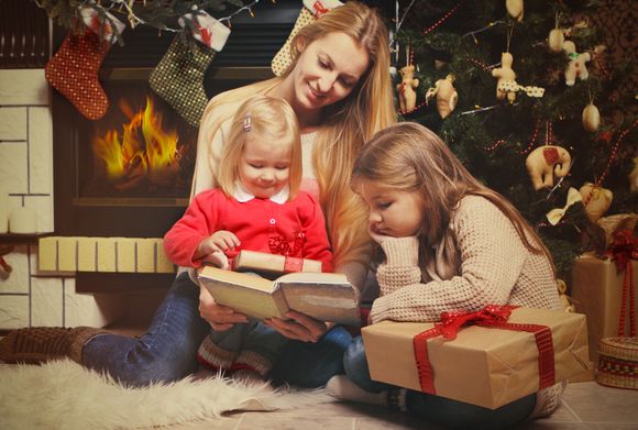 Canzoni Di Natale Da Ascoltare.Musica E Favole Di Natale Per Il Vostro Bambino Ecco Le Nostre Preferite