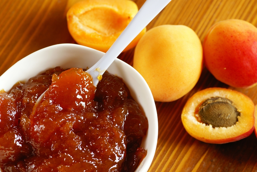 marmellata di albicocche per bambini dai sei mesi in su